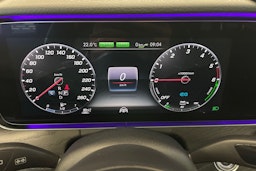 valkoinen Mercedes-Benz E 2019 kuva 14.
