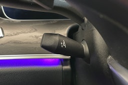 valkoinen Mercedes-Benz E 2019 kuva 17.
