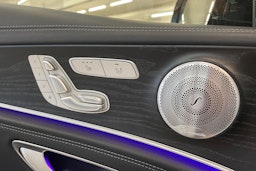 valkoinen Mercedes-Benz E 2019 kuva 24.