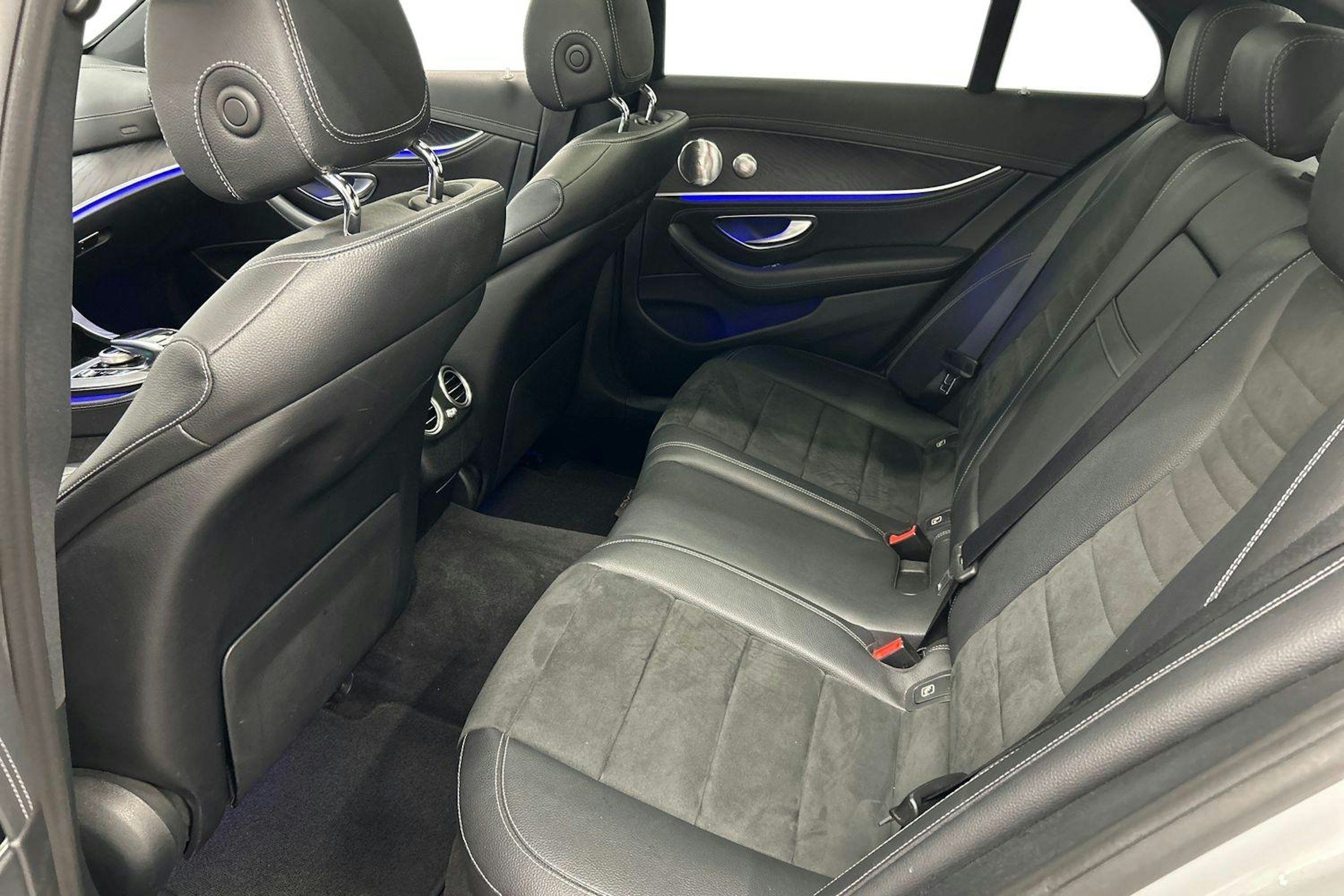 hopea Mercedes-Benz E 2019 kuva 10.