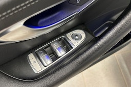 hopea Mercedes-Benz E 2019 kuva 18.