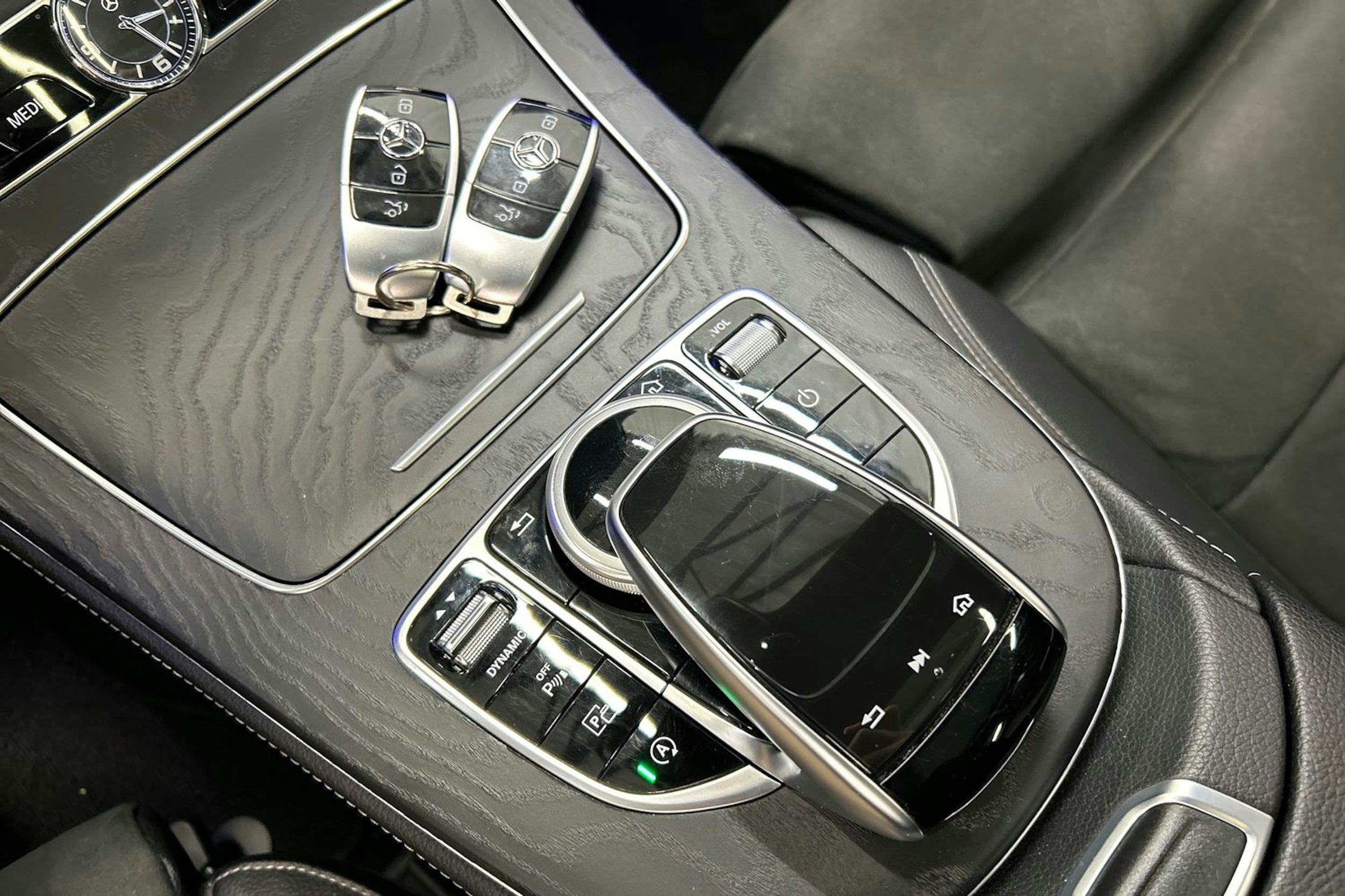 hopea Mercedes-Benz E 2019 kuva 28.