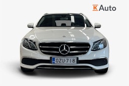 Valkoinen Mercedes-Benz E 2019 kuva 5.