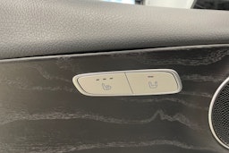 Valkoinen Mercedes-Benz E 2019 kuva 22.