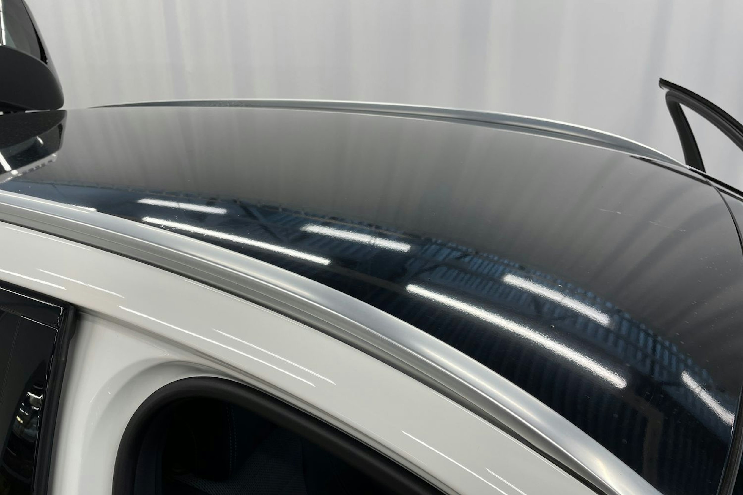 Valkoinen Mercedes-Benz E 2019 kuva 34.