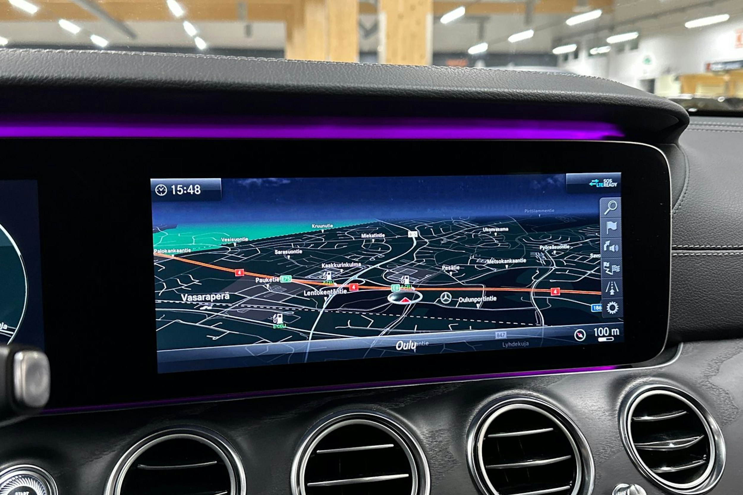 harmaa Mercedes-Benz E 2019 kuva 20.