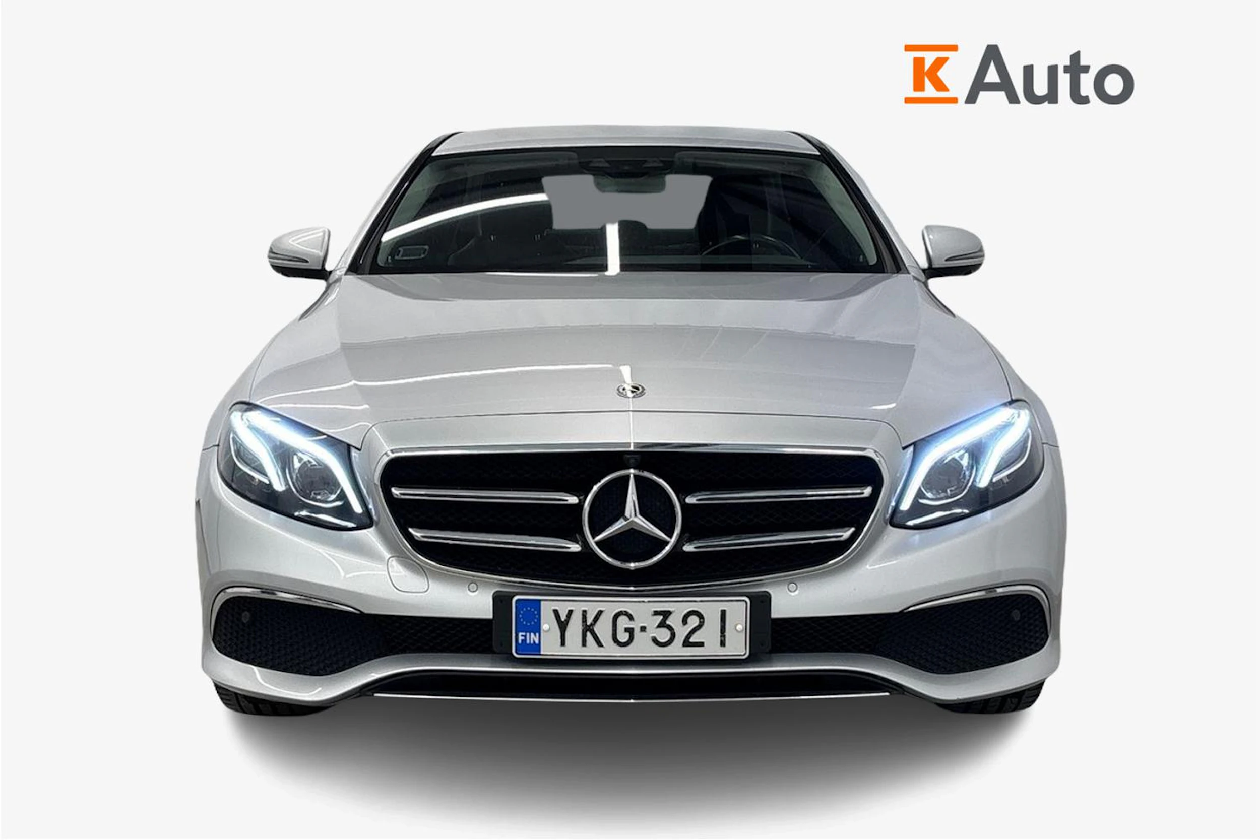 harmaa Mercedes-Benz E 2019 kuva 4.