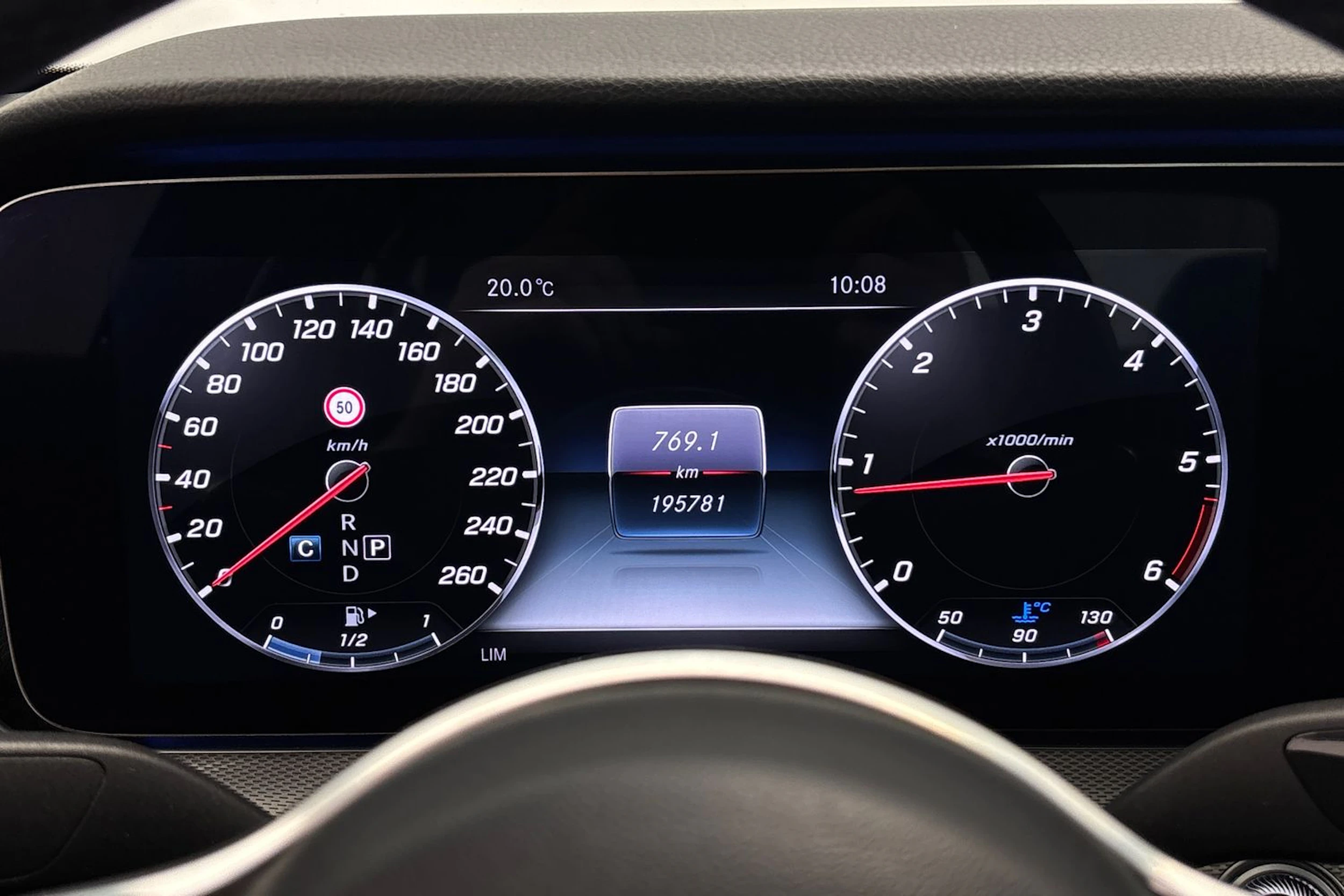 harmaa Mercedes-Benz E 2019 kuva 15.