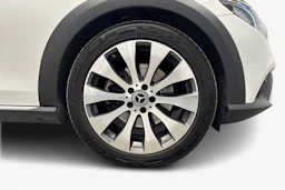 valkoinen Mercedes-Benz E 2019 kuva 9.