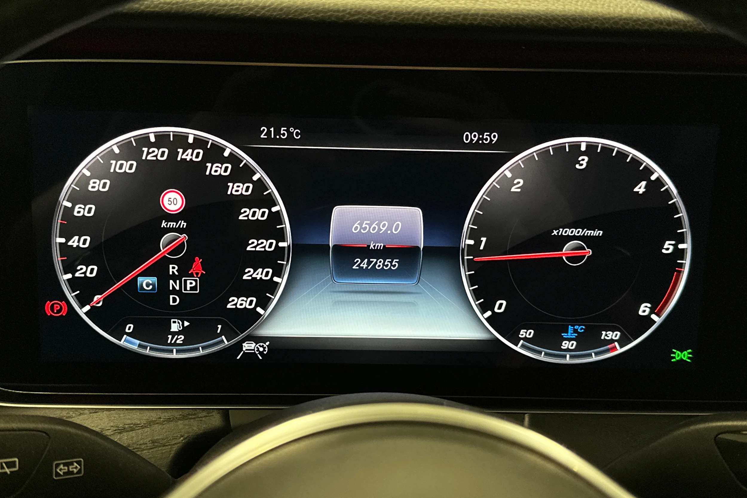 valkoinen Mercedes-Benz E 2019 kuva 13.