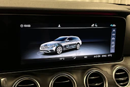 valkoinen Mercedes-Benz E 2019 kuva 17.