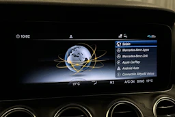 valkoinen Mercedes-Benz E 2019 kuva 22.