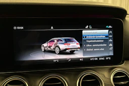 valkoinen Mercedes-Benz E 2019 kuva 26.