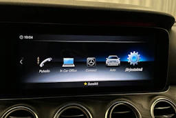 valkoinen Mercedes-Benz E 2019 kuva 28.