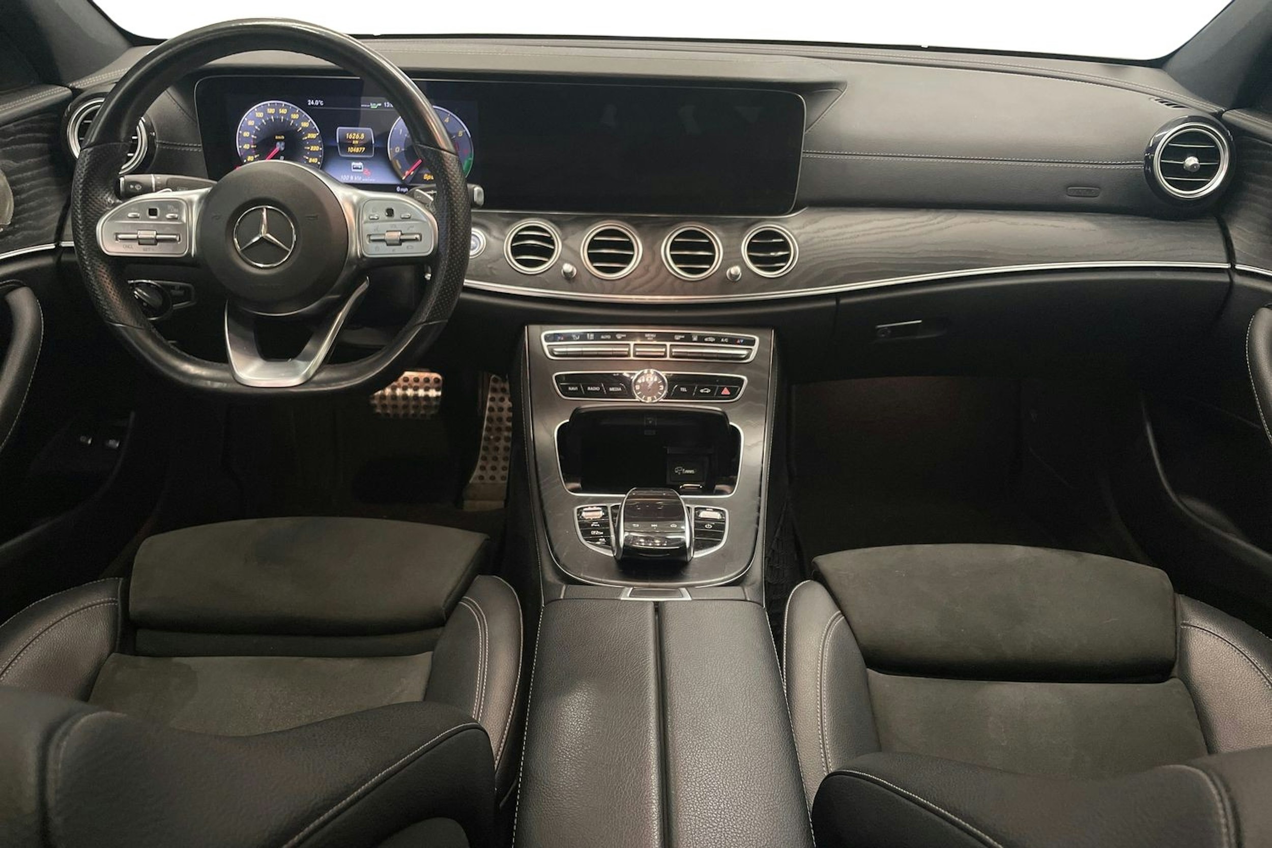 valkoinen Mercedes-Benz E 2019 kuva 7.