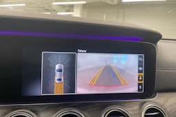 valkoinen Mercedes-Benz E 2019 kuva 15.