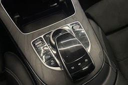 valkoinen Mercedes-Benz E 2019 kuva 18.