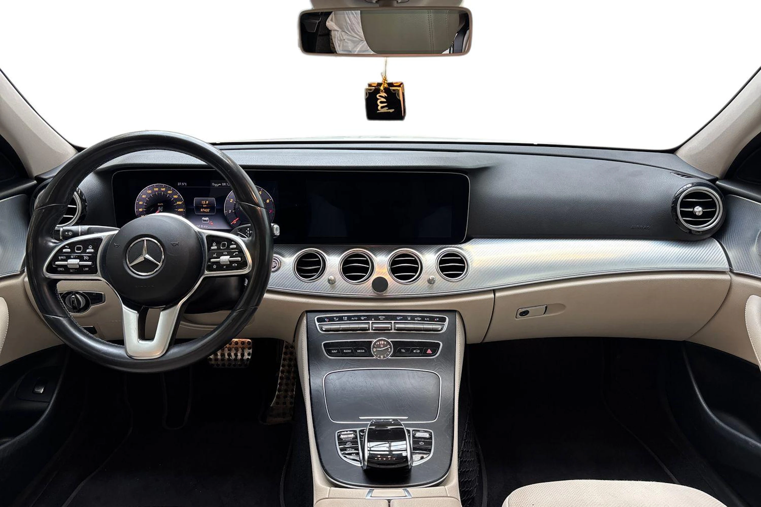 valkoinen Mercedes-Benz E 2020 kuva 7.