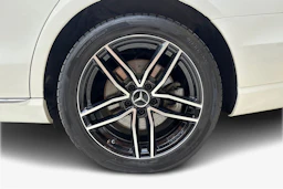 valkoinen Mercedes-Benz E 2020 kuva 9.