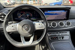 harmaa Mercedes-Benz E 2020 kuva 4.