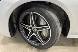 harmaa Mercedes-Benz E 2020 kuva 10.