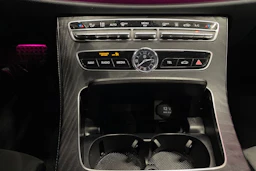 harmaa Mercedes-Benz E 2020 kuva 20.