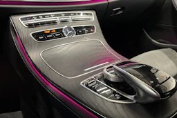 harmaa Mercedes-Benz E 2020 kuva 21.