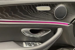 harmaa Mercedes-Benz E 2020 kuva 26.