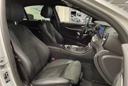 harmaa Mercedes-Benz E 2020 kuva 29.