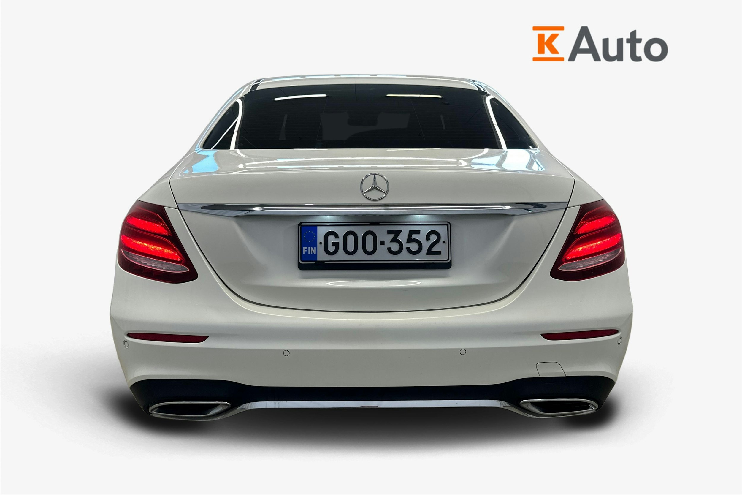 met. valkoinen Mercedes-Benz E 2020 kuva 3.