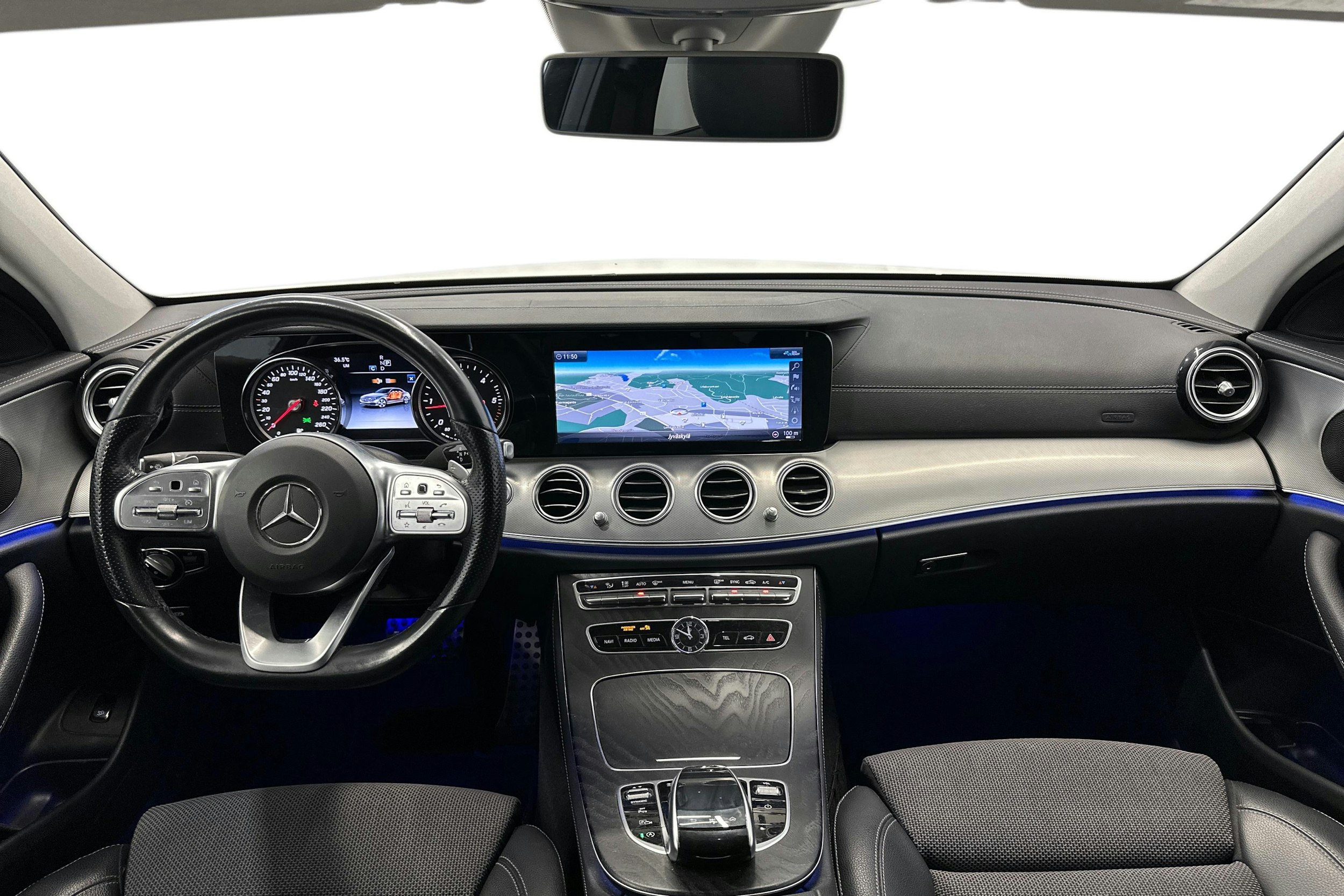 met. valkoinen Mercedes-Benz E 2020 kuva 7.