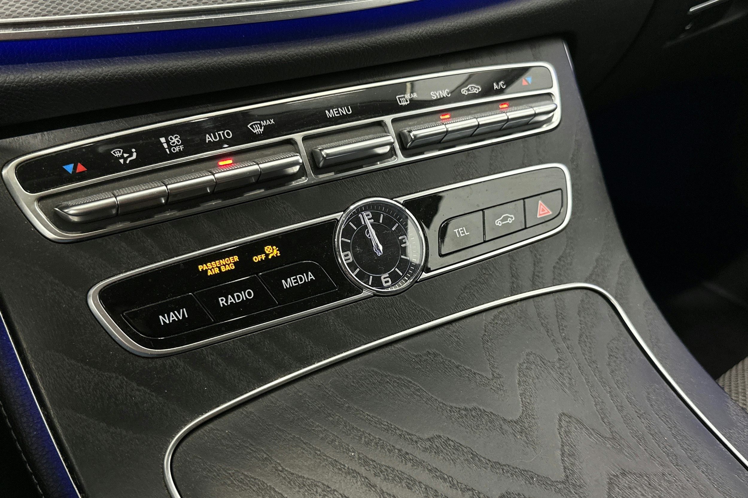 met. valkoinen Mercedes-Benz E 2020 kuva 23.