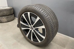 musta Mercedes-Benz E 2020 kuva 11.