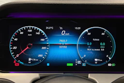 musta Mercedes-Benz E 2020 kuva 13.