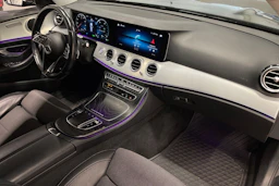 musta Mercedes-Benz E 2020 kuva 30.