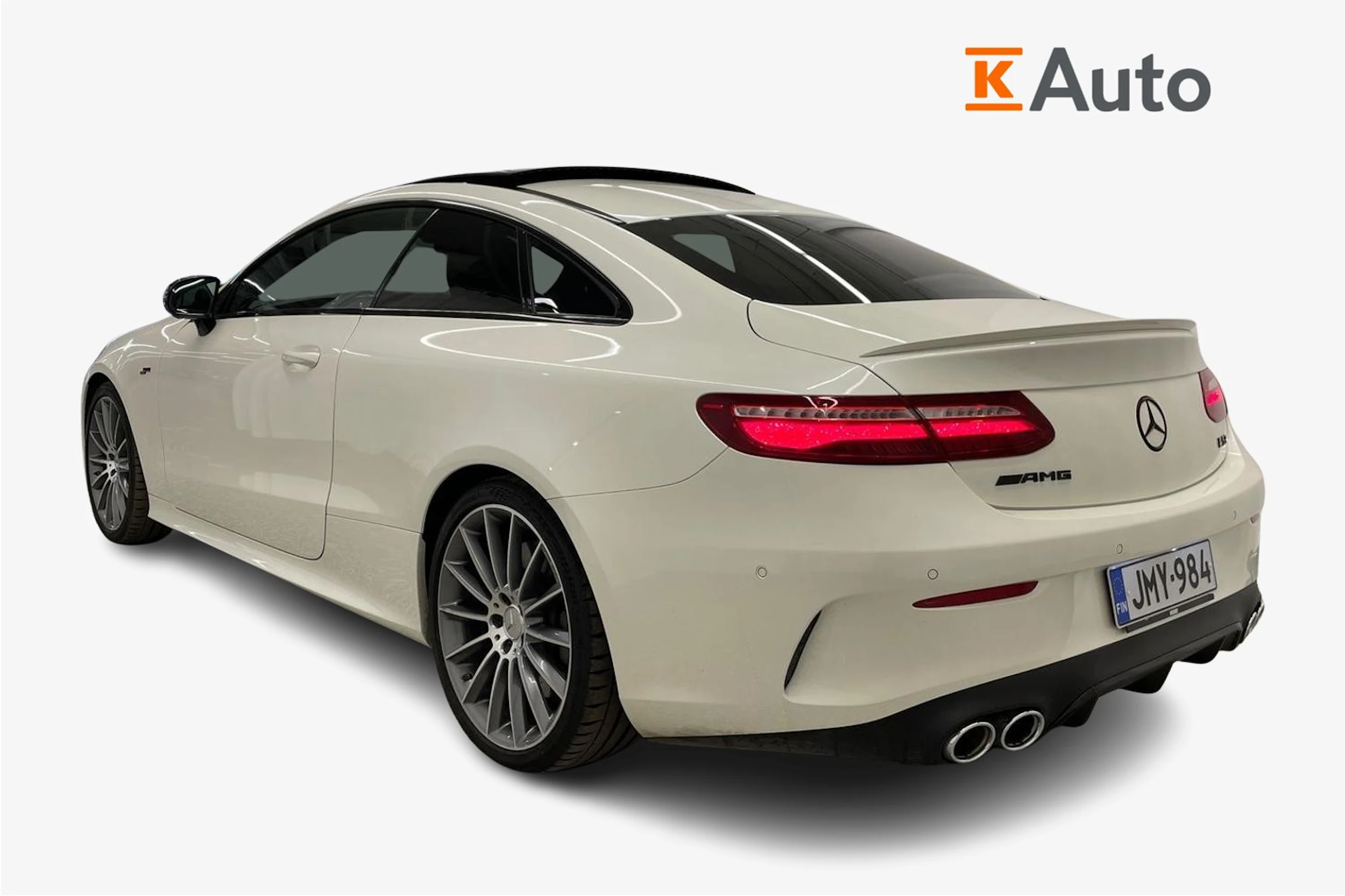 valkoinen Mercedes-Benz E 2020 kuva 3.