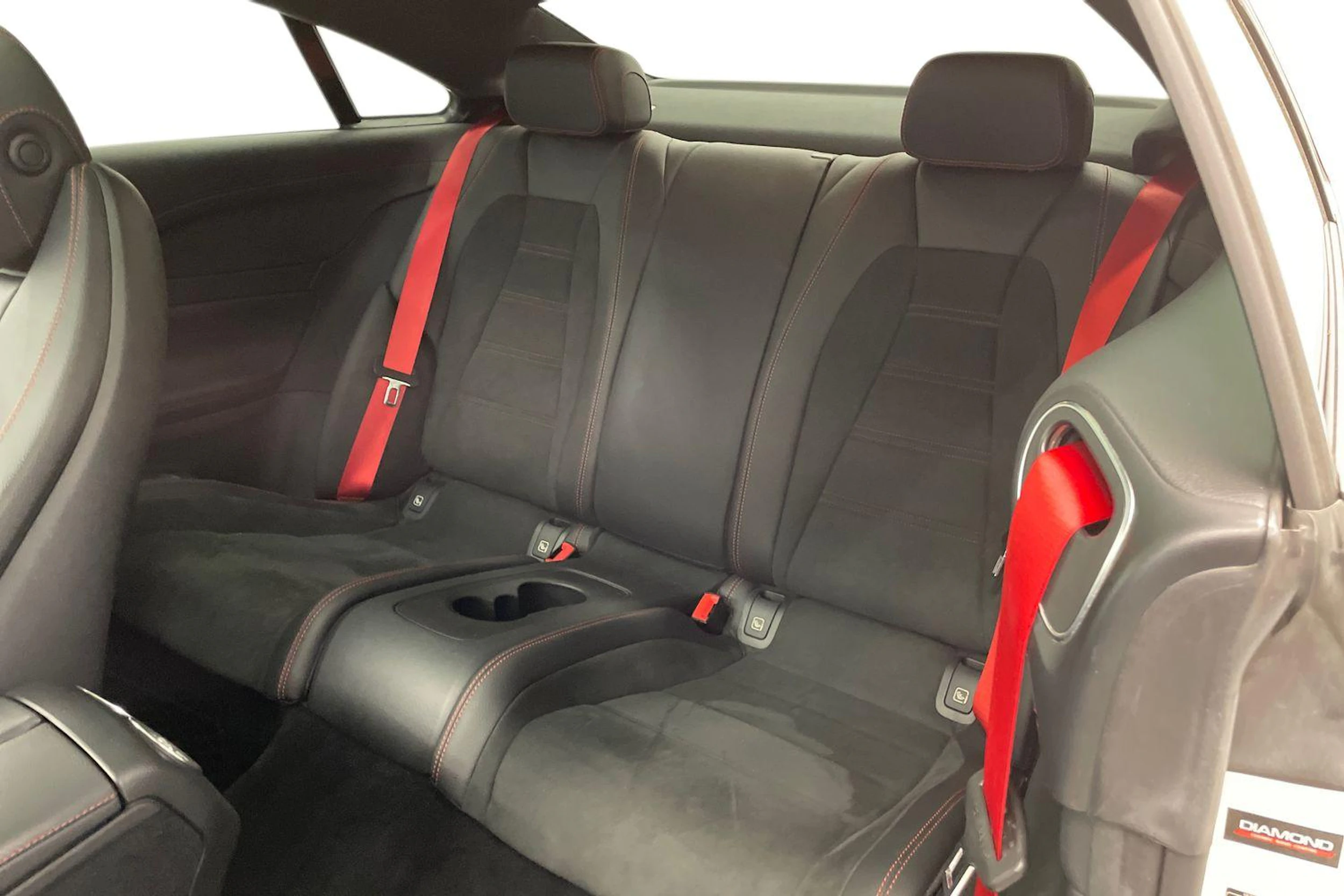 valkoinen Mercedes-Benz E 2020 kuva 11.