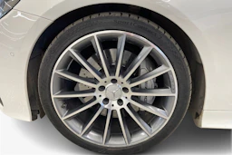 valkoinen Mercedes-Benz E 2020 kuva 12.