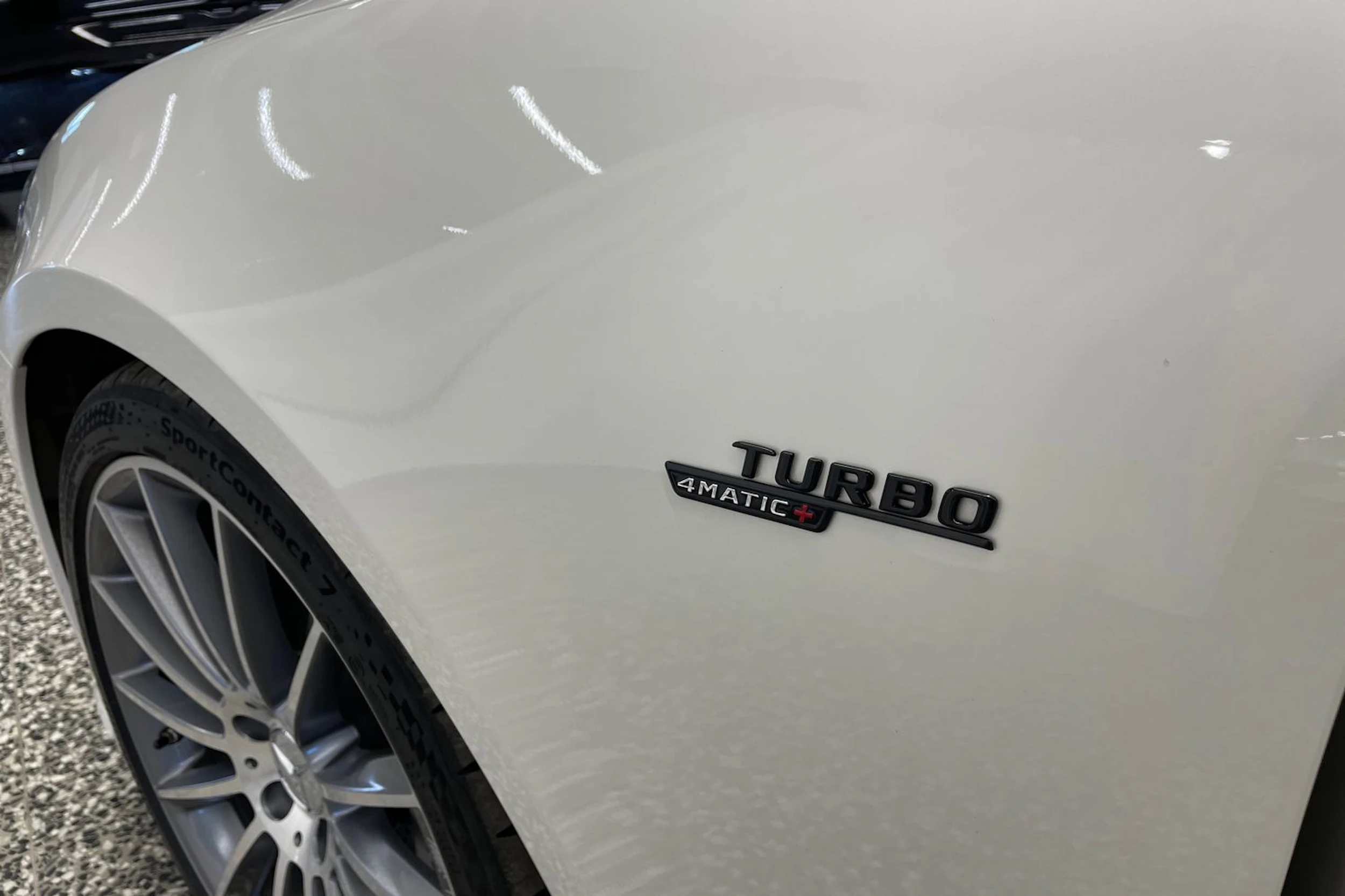 valkoinen Mercedes-Benz E 2020 kuva 13.