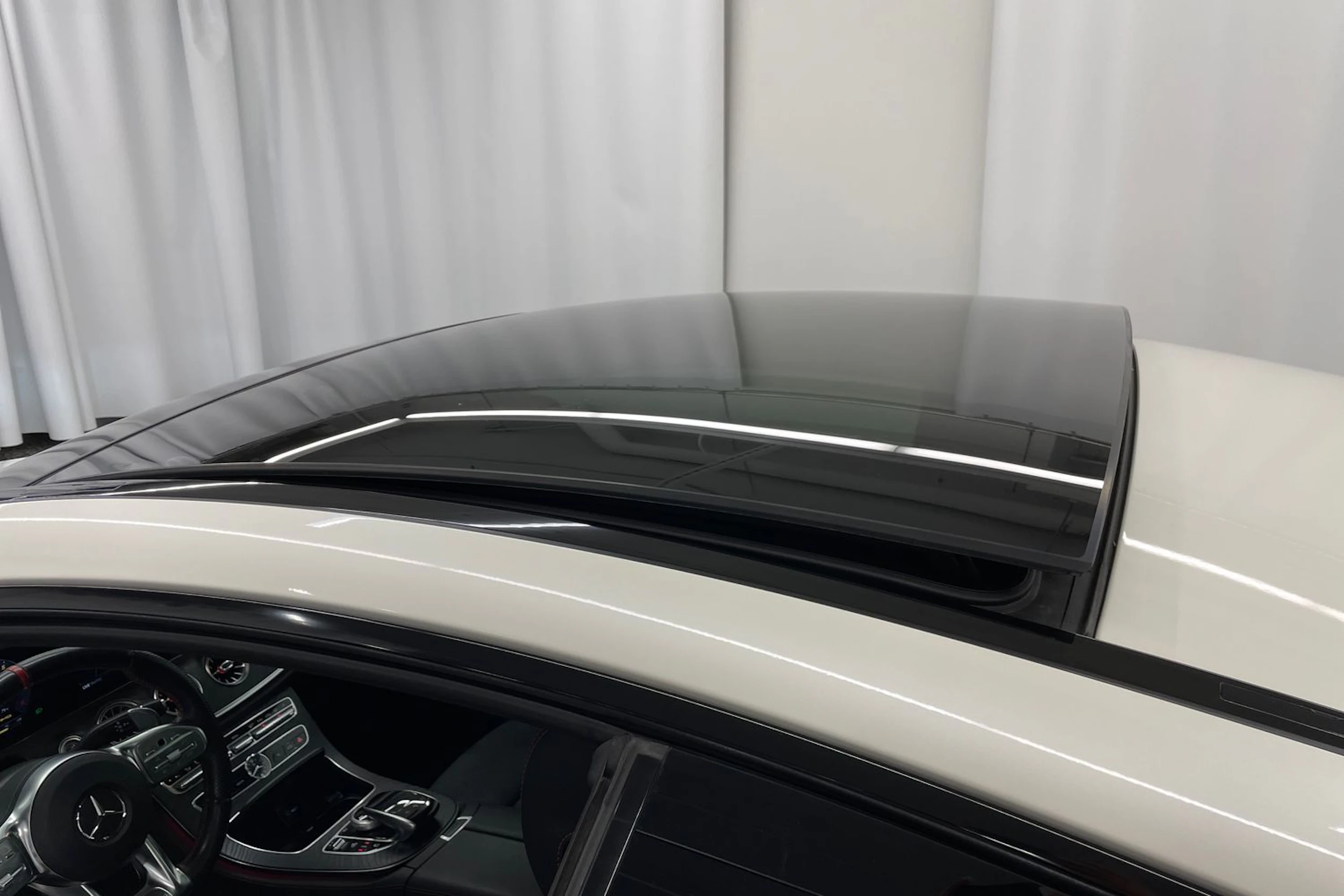 valkoinen Mercedes-Benz E 2020 kuva 16.