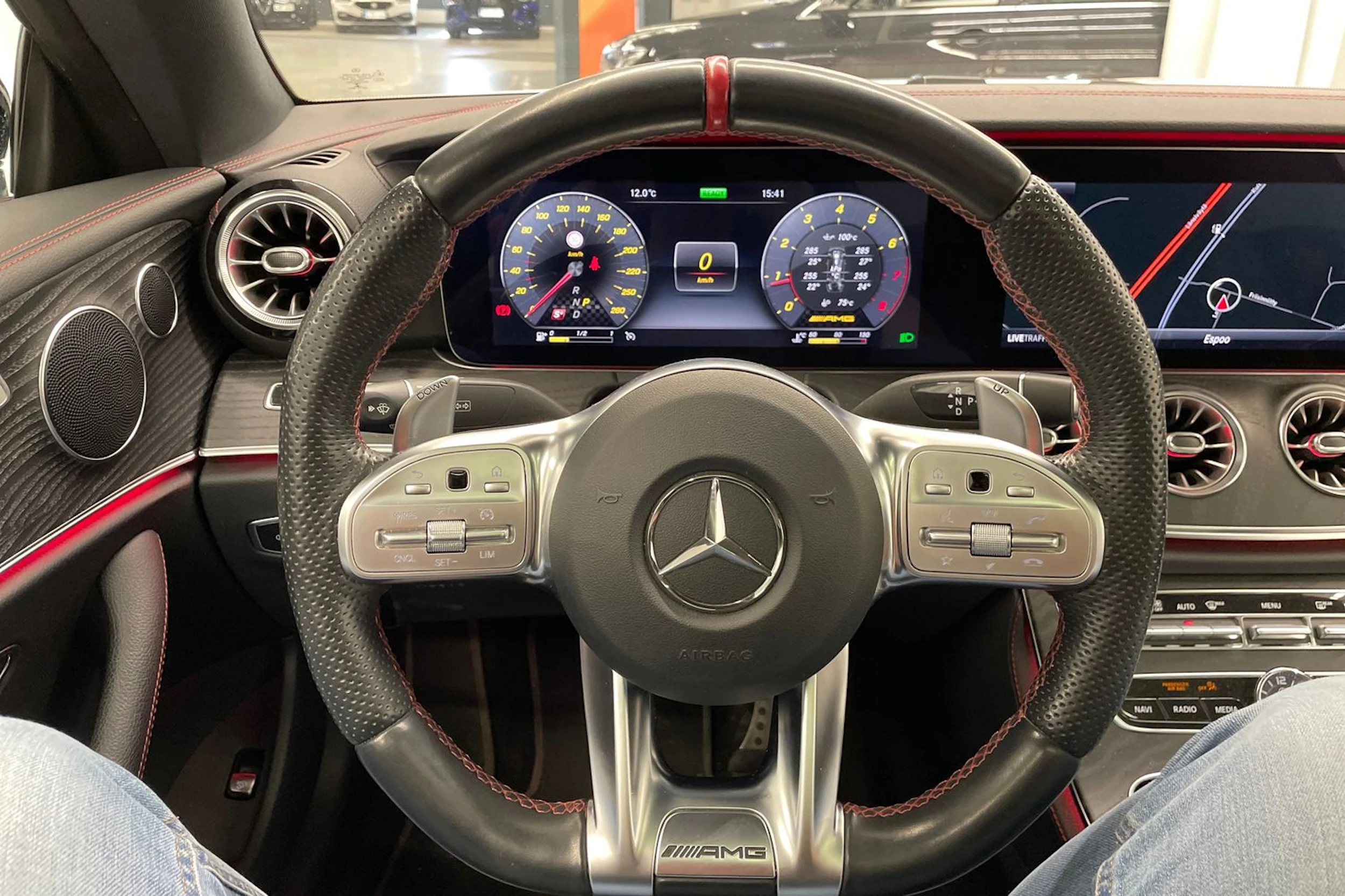 valkoinen Mercedes-Benz E 2020 kuva 17.