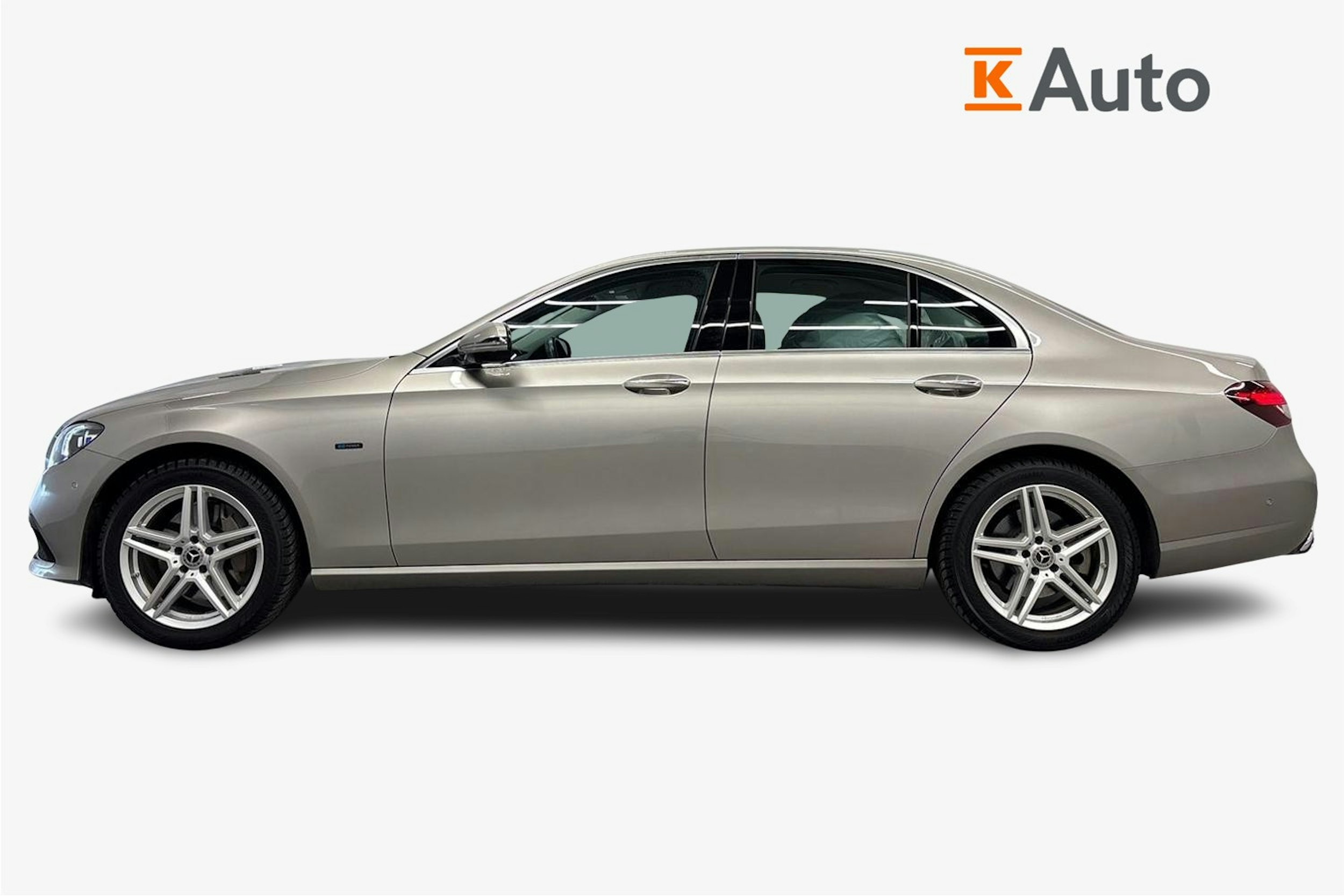 hopea Mercedes-Benz E 2020 kuva 6.