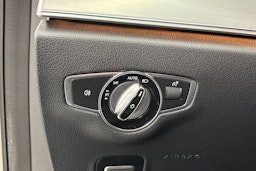 hopea Mercedes-Benz E 2020 kuva 22.