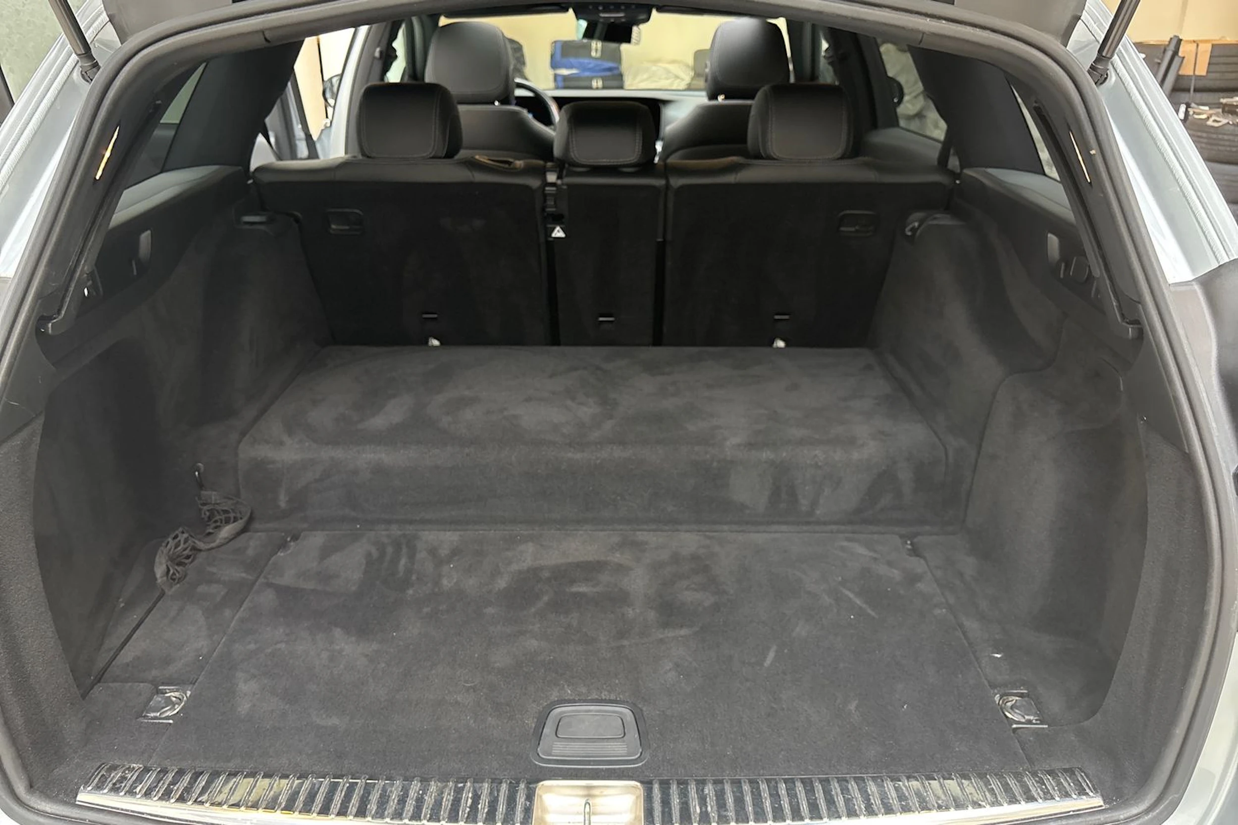 harmaa Mercedes-Benz E 2020 kuva 16.