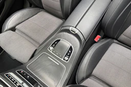 harmaa Mercedes-Benz E 2020 kuva 28.