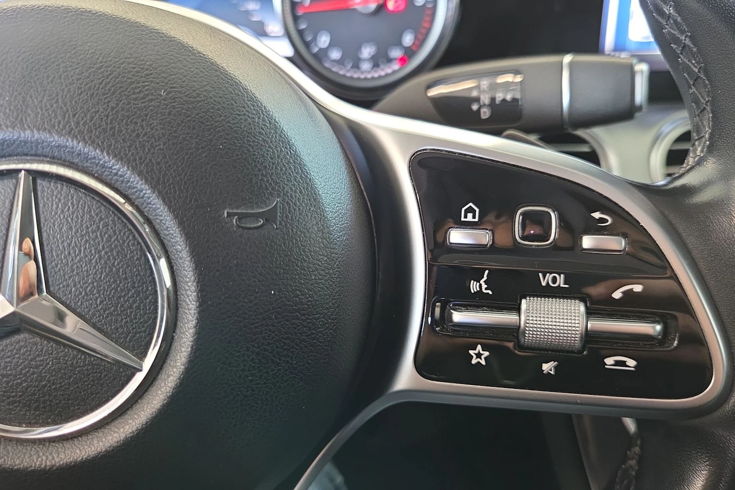 valkoinen Mercedes-Benz E 2020 kuva 15.