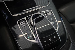 valkoinen Mercedes-Benz E 2020 kuva 21.