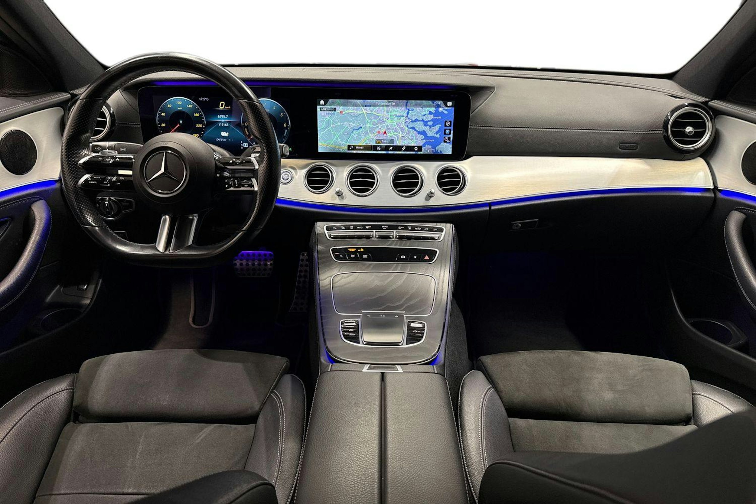 harmaa Mercedes-Benz E 2021 kuva 7.