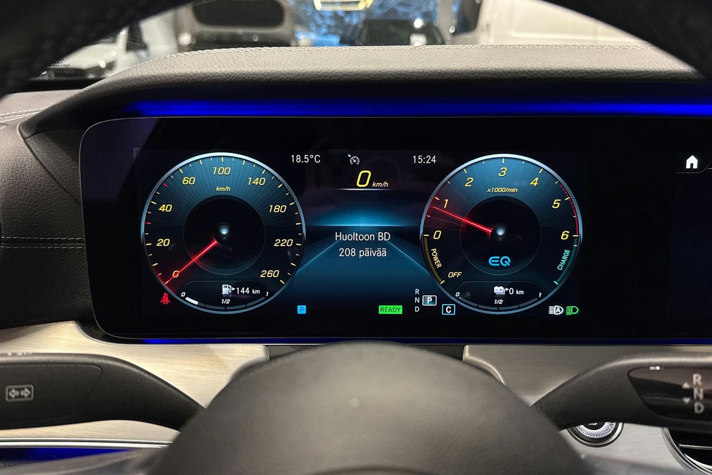 harmaa Mercedes-Benz E 2021 kuva 23.