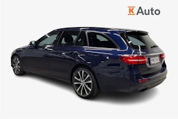 sininen Mercedes-Benz E 2020 kuva 2.